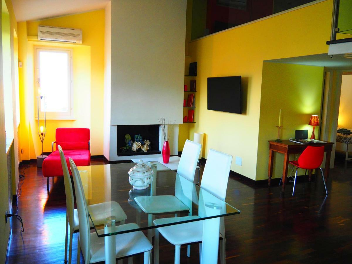 Appartement trompe l'oeil à Pérouse Extérieur photo