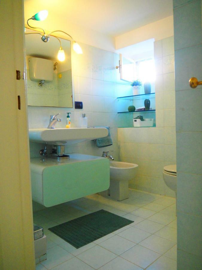 Appartement trompe l'oeil à Pérouse Extérieur photo